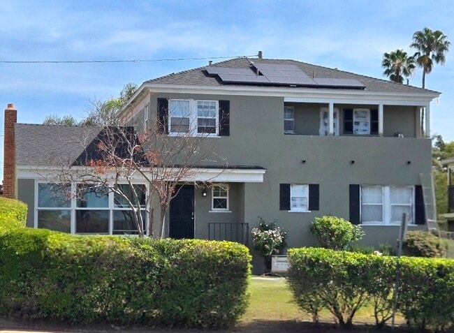 Building Photo - 4911 College Ave