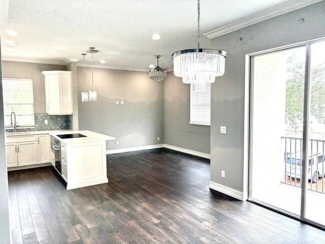 Photo - 10560 SW Stephanie Way Unit 1202