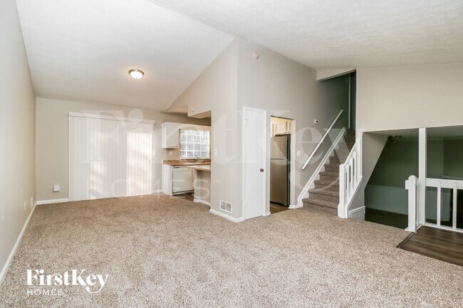 Photo - 457 Maid Marion Ln