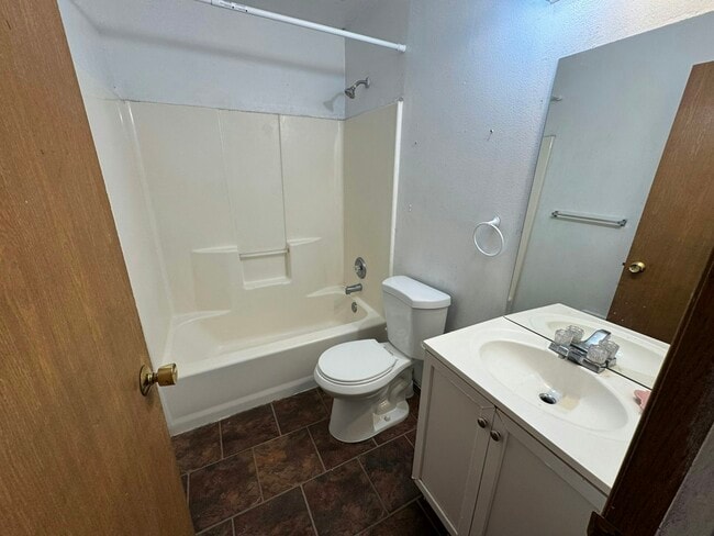 Photo - 321 G St SE Unit 339
