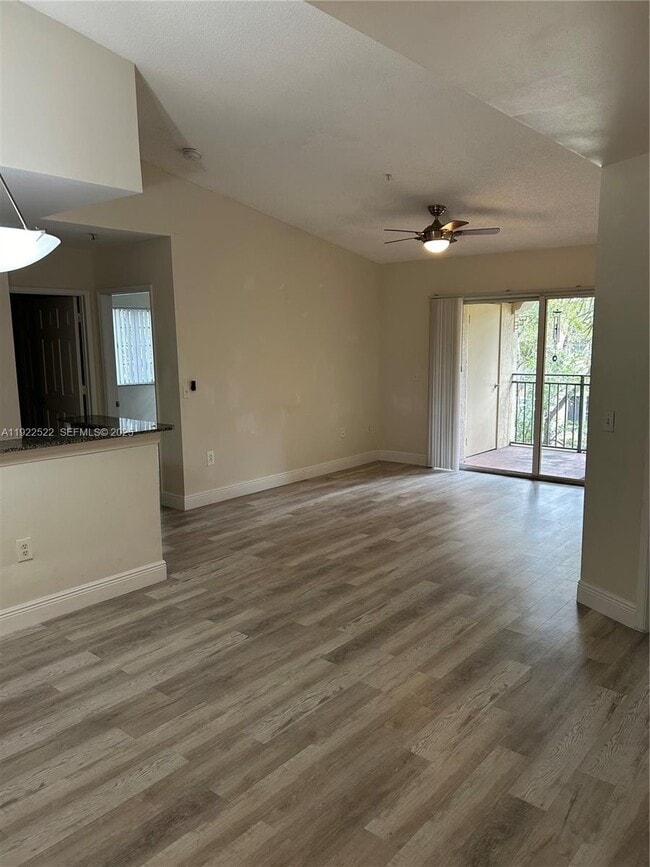 Photo - 2494 Centergate Dr Unit 302