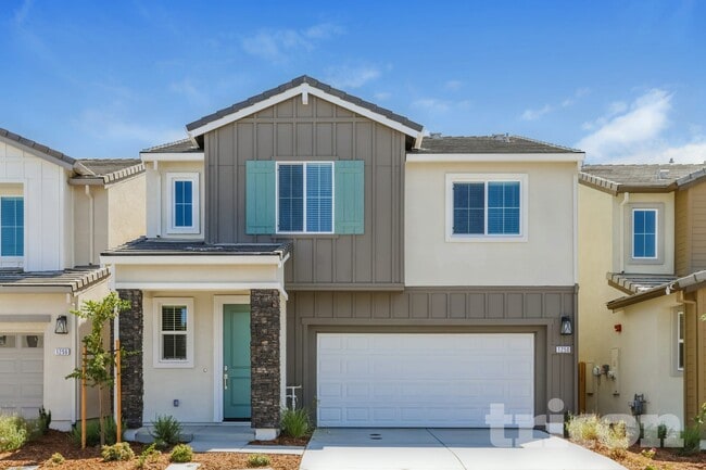 Building Photo - 1250 Victorian St