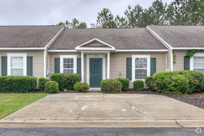 Building Photo - Updated 2 Bedroom 2 Bath Townhouse in Evans