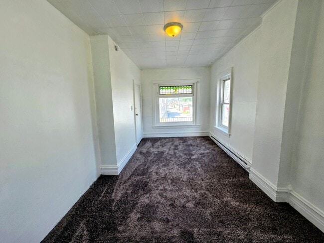 Building Photo - 641 N Howard St Unit 1