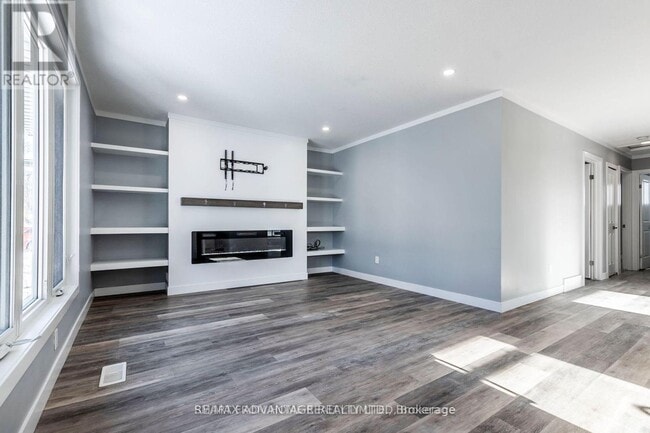 Photo - 162 Speight Blvd