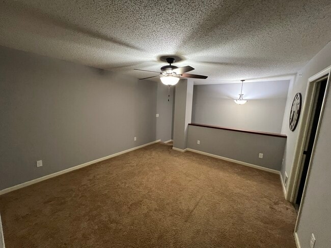 Photo - 3582 White Pine Way