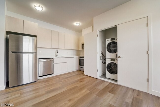 Photo - 48 Chadwick St Unidad 303