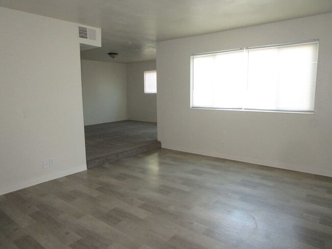 Photo - 184 Woodbury Cir Unit 186 Woodbury Circle