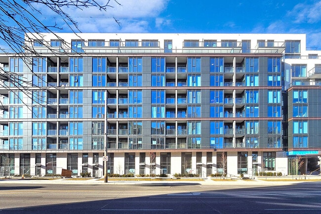 Photo - 250 Lawrence Ave W Unit 624