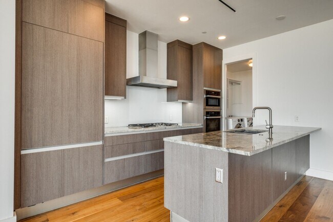 Photo - 3130 N Harwood St