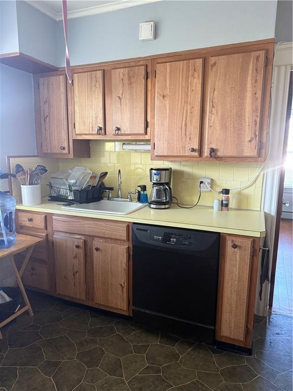 Photo - 68 Robinson Ave Unit 1