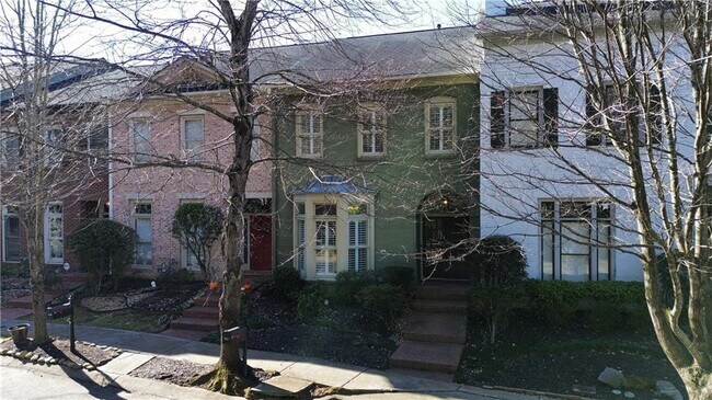 1641 Ridenour Pkwy NW