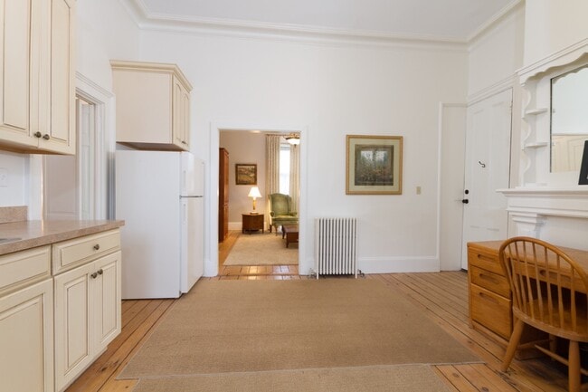 Photo - 95 Coggeshall Ave Unidad 2