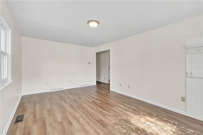 Photo - 57 Coolridge Rd