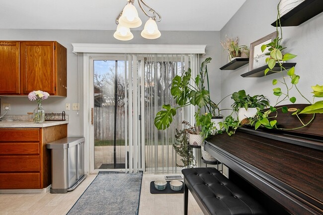 Photo - 3925 W Garnet St Unidad 3925