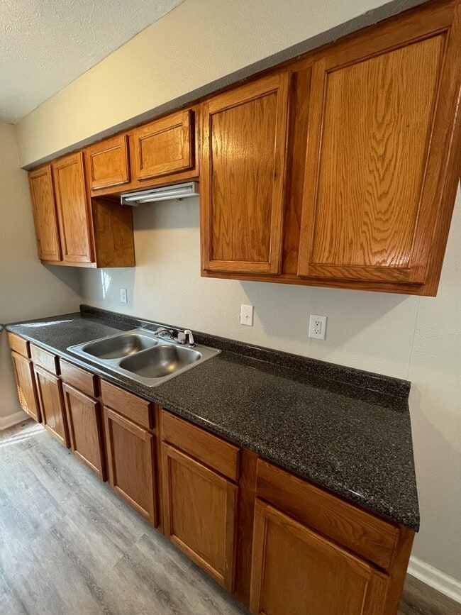 Photo - 2118 Thousand Oaks Dr