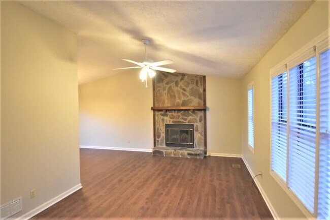 Photo - 3315 Owens Meadow Ct NW