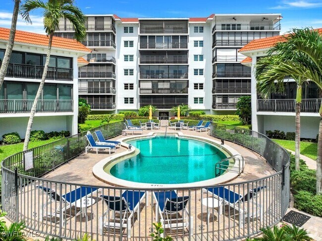 Building Photo - 3333 Gulf Shore Blvd N Unit 103 Rental