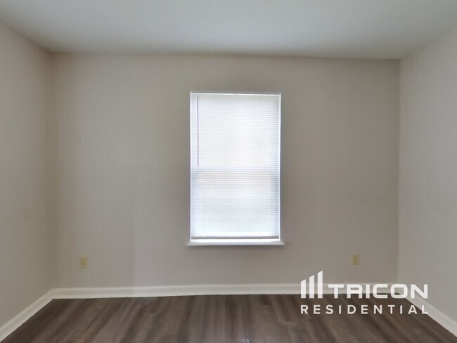 Photo - 6770 Woodland Heights Dr