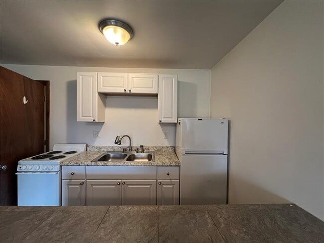 Photo - 530 German St
