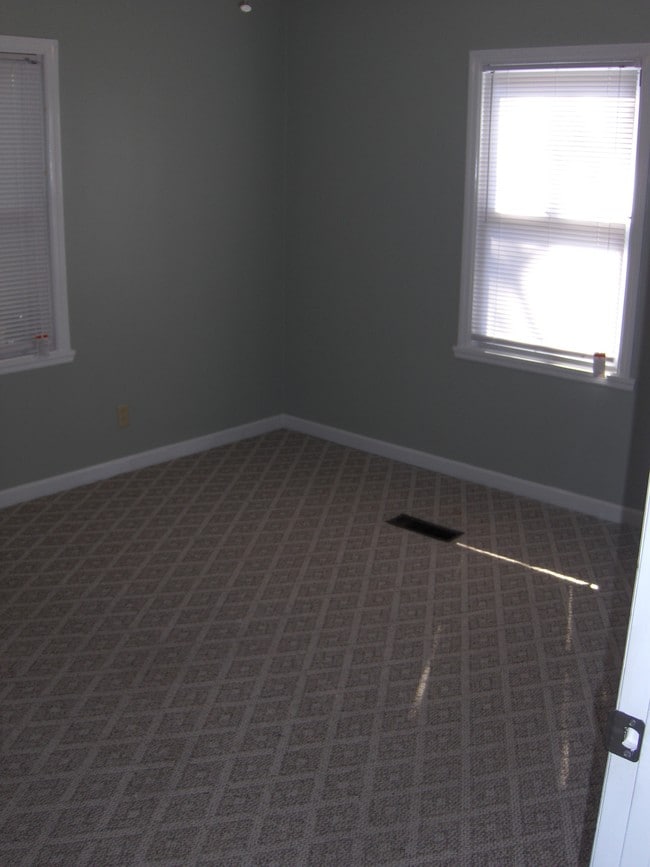 Photo - 2416 Amos St