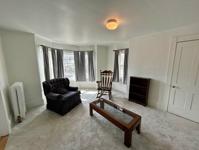 Photo - 61 Silver St Unidad B