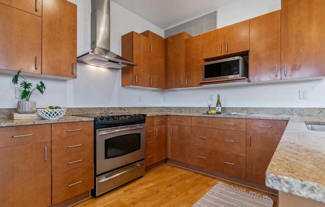 Photo - 2958 Syracuse St Unit 303