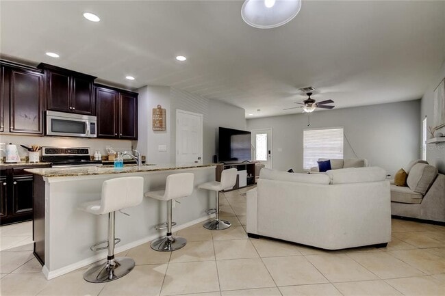 Photo - 4623 Chatterton Way