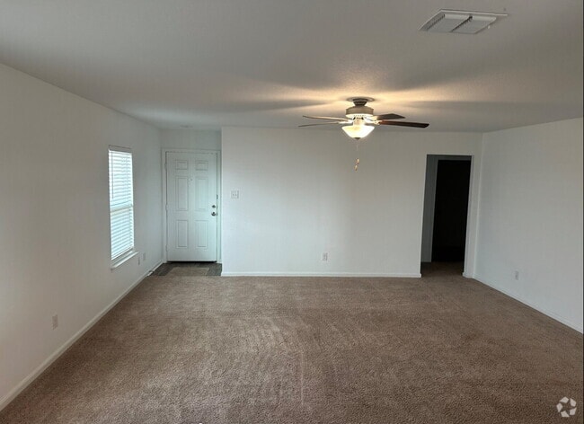 Building Photo - "Charming 3-Bed Oasis with Granite Touches... Rental