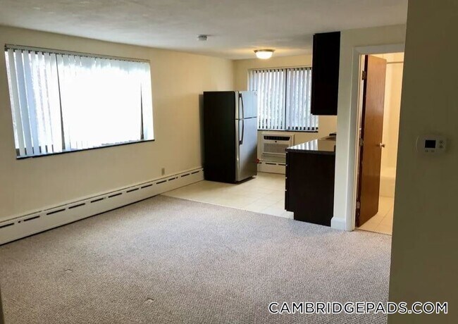 Building Photo - 9 Chester St