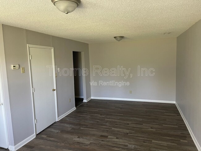 Photo - 400 E Northern Blvd Unit 40