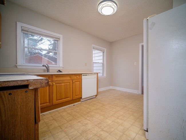 Photo - "Charming 3-Bedroom Home with Gleaming Hardwood Floors & 2 Full Baths in Prime Charlotte Location!"