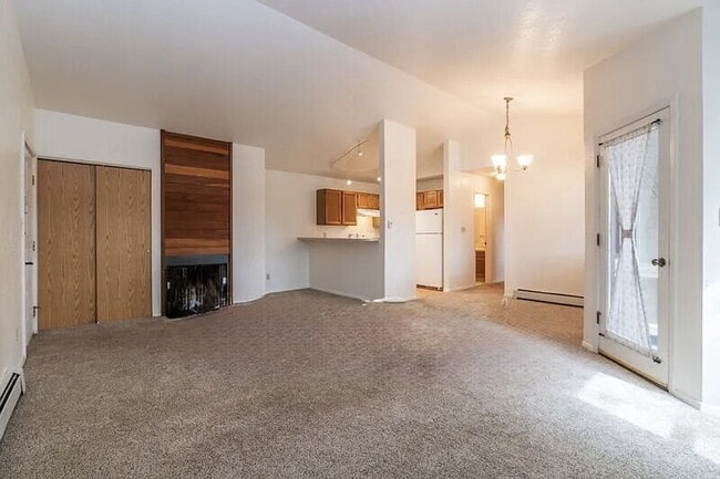 Photo - "Charming 2-Bed, 2-Bath Apartment in Boulder – Spacious 920 Sq Ft Gem!" Unidad 308