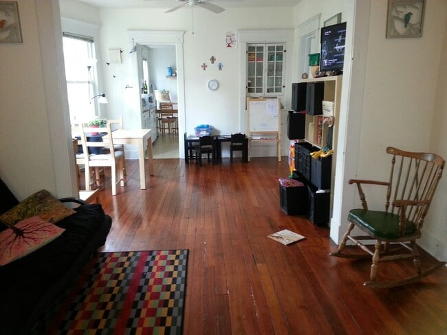 149 Eagle St Unit 1