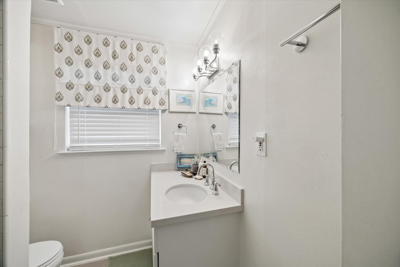 Photo - 3110 Castlewood St