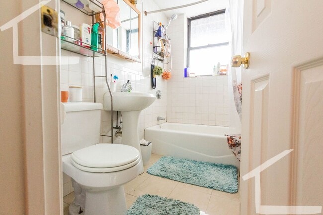 Photo - Don't miss this deal! 4-bed, 2-bath in Brighton