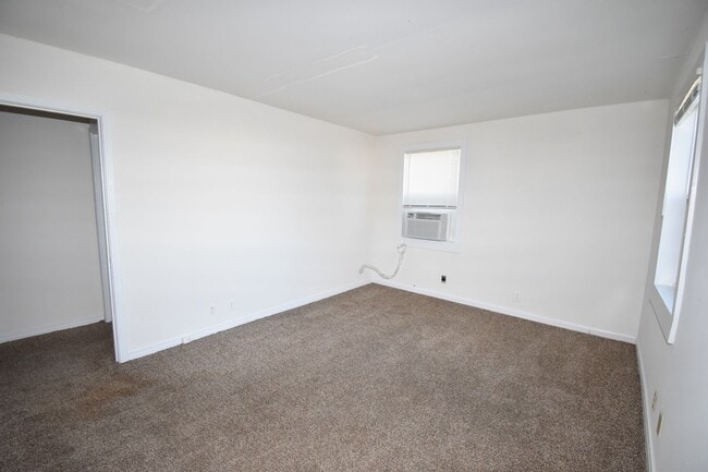 Photo - 1224 Greenfield Dr