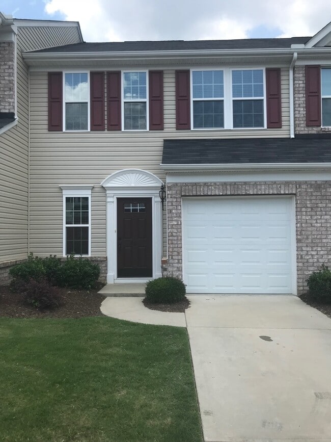 Crescentwood Village - **Price Reduced** - Crescentwood Village - **Price Reduced** House