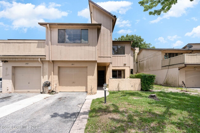Building Photo - 1911 Cashew Courtway Rental