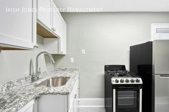 Photo - 62 Park St Unit Apt. 3(Upper rear)