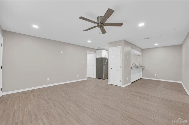 Photo - 1901 N Col Rowe Blvd Apartamento