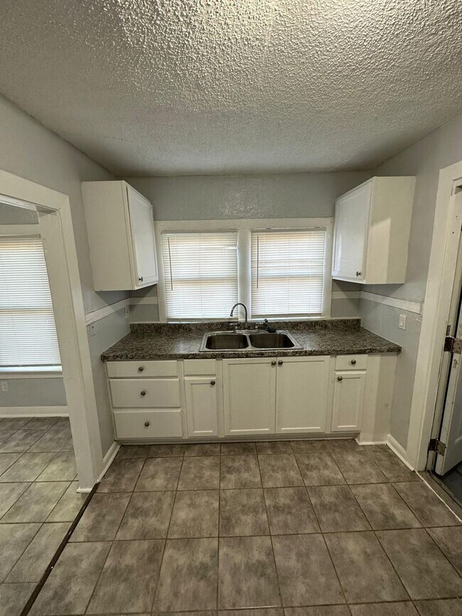 Photo - Fully Renovated 2/1 Single Family House Available for Immediate Rent!