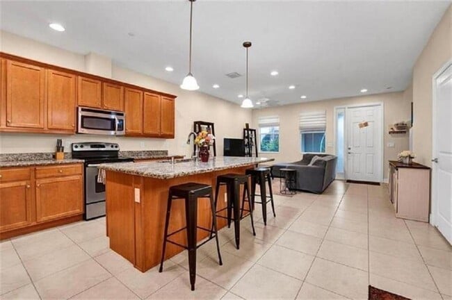 Photo - 2930 Cascada Isle Way