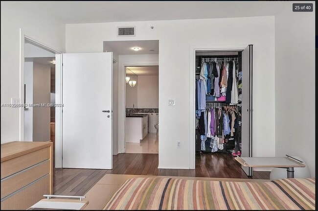 Photo - 540 West Ave