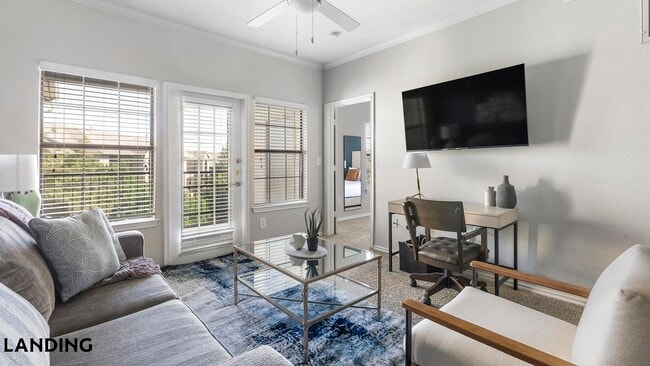 Photo - 165 Forestbrook Dr Unit 136