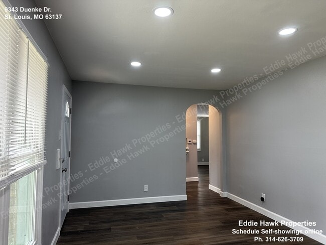 Photo - 9343 Duenke Dr