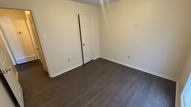 7013 Wesley Ct