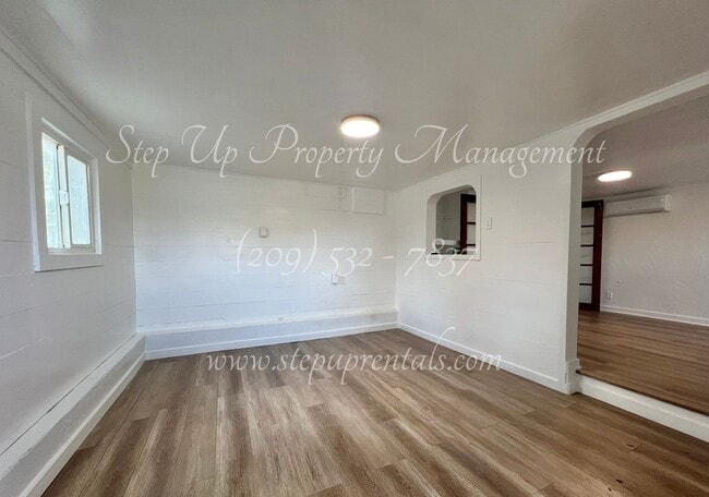 Photo - Updated 1 Bedroom All Electric Apartment Near Downtown Sonora!