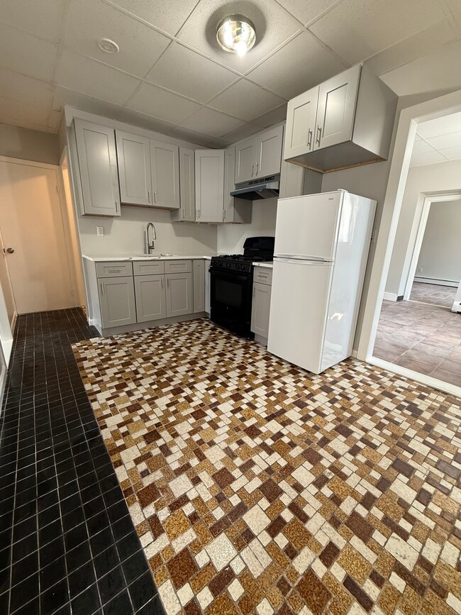 Photo - 75 Lodi St Unit 79A