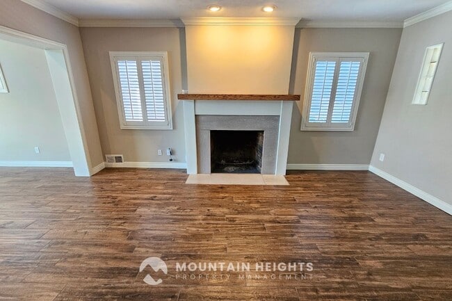 Photo - 2473 S Hartford St